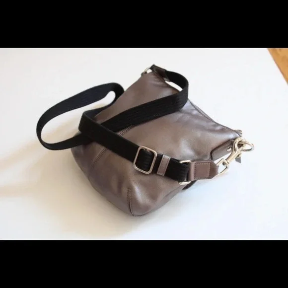 Coach cross body bag - Picture 8 of 13